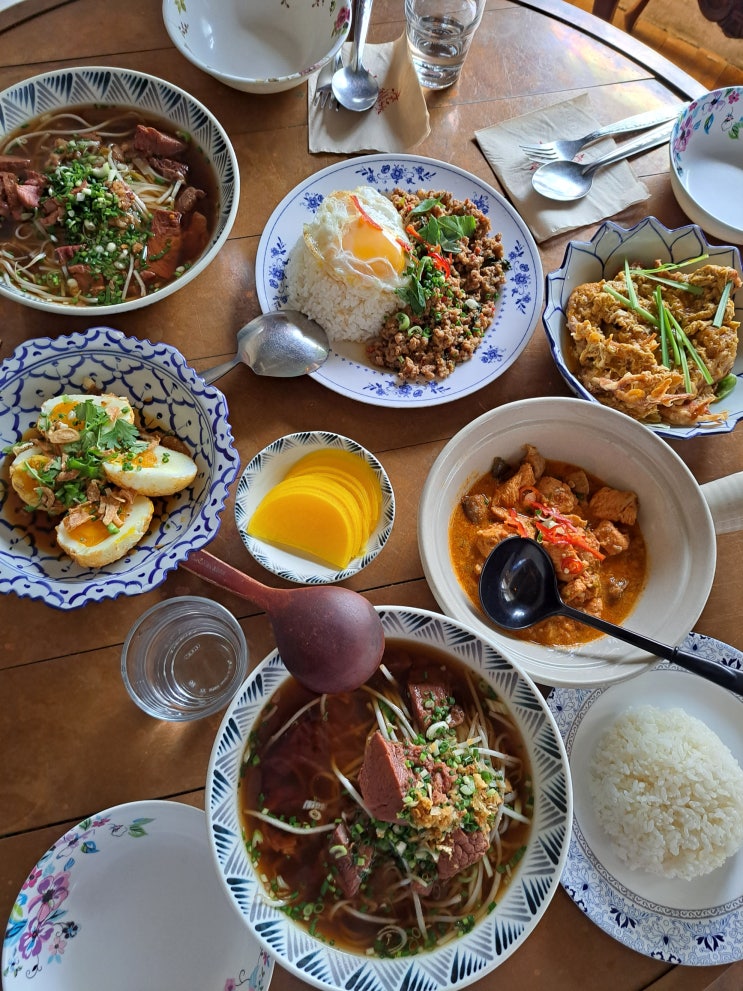  용산 태국음식 맛집 눈도 입도 즐거운 도이농
