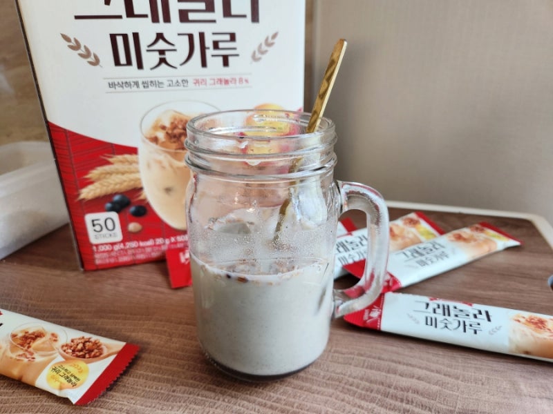 담터 그래놀라 미숫가루 미숫가루라떼로 먹어도 꿀맛