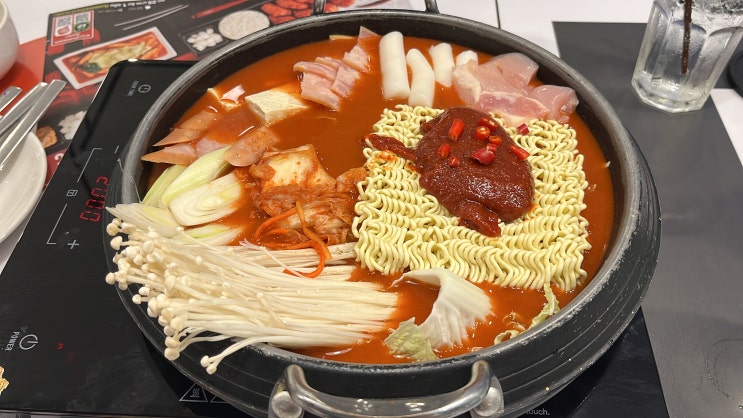  치앙마이한식당 센트럴페스티벌맛집 생각보다 맛있었던 본촌 부대찌개 Bonchon Central Chiangmai 태국한식당본촌 치앙마이센트럴페스티발맛집