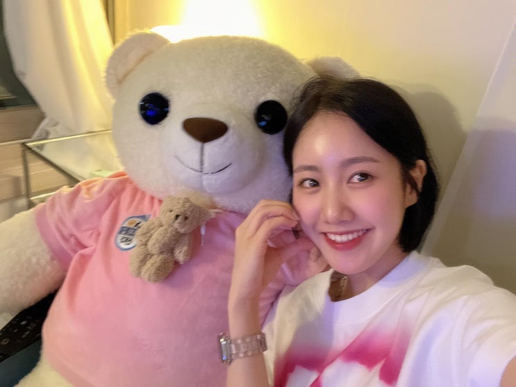 '빵꾸똥꾸' 진지희, 자취집 첫 공개...남산뷰 복층+아기자기 인테리어 눈길 '빵꾸똥꾸' 진지희, 자취집 첫 공개...남산뷰 복층+아기자기 인테리어 눈길