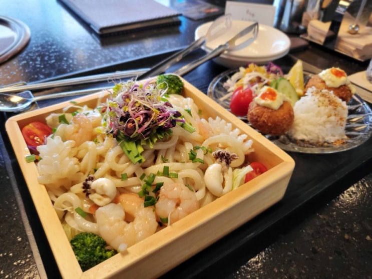  상무지구 점심 매월동 본앤우480 광주 점심특선 맛집