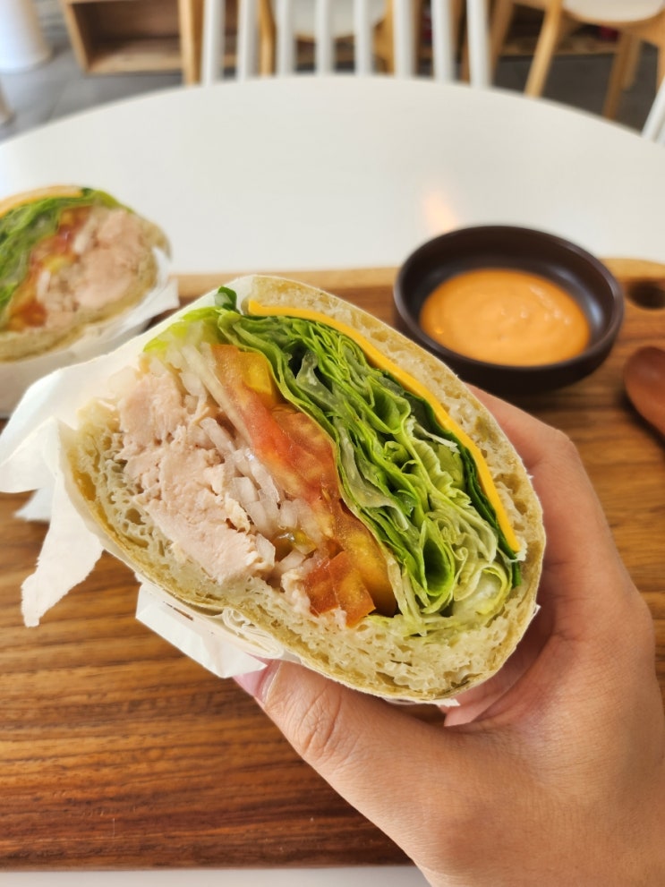  안락동 치치 샌드