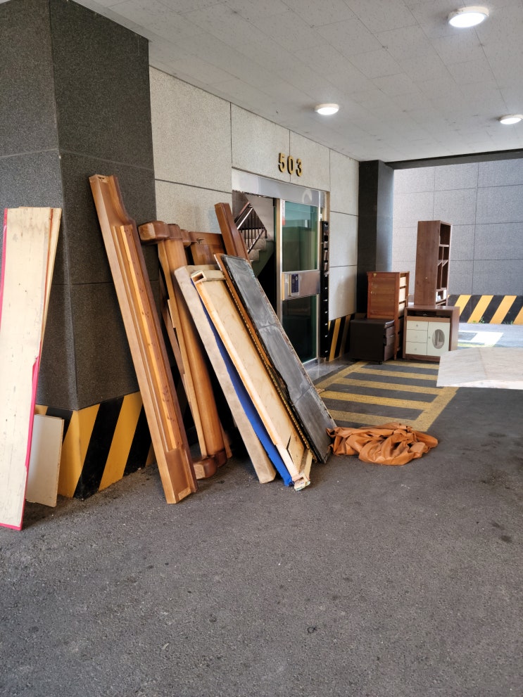  대구 동구 신암동 장롱 수거 대현동 돌침대 수거 대구 칠곡 흙침대 수거 폐가구 처리