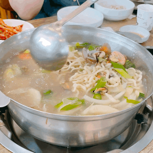  [판교] 다양한 해물이 가득한, 백청우칼국수 서판교점