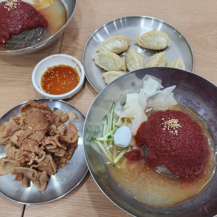  상무지구 냉면하면 줄벼락 서구점
