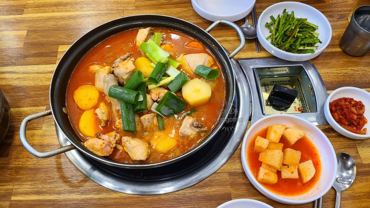  홍대 연남동 닭도리탕, 닭볶음탕 최사장네닭에서 먹고 온 후기.