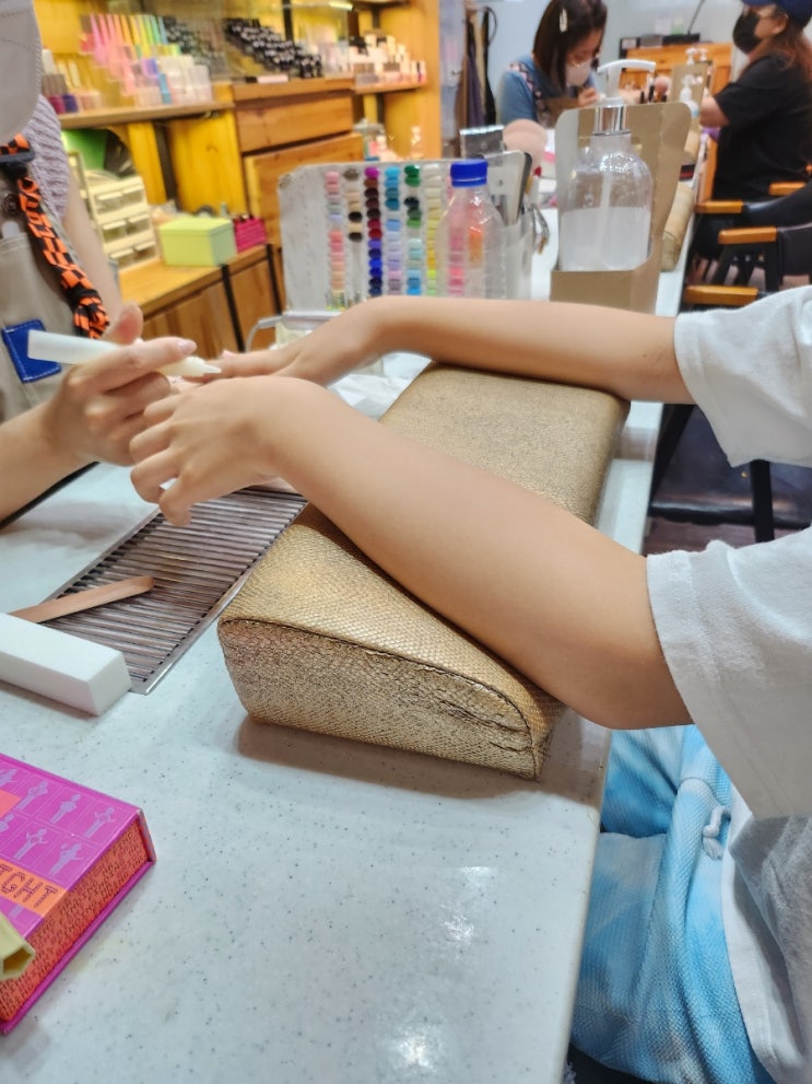  잠실워킹맘 방학일상(네일,워터풀,마카모예베이글바 팝업)