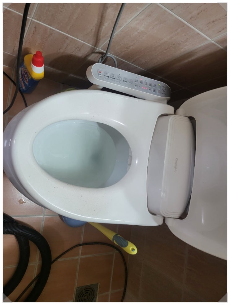  변기가 막혔어요 파란몽키 도와주세요 / 왕십리 서울숲 삼부아파트 / 변기막힘은 파란몽키