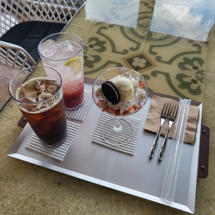  용인처인구 용인디저트 카페13피트 딸기맛집 후기