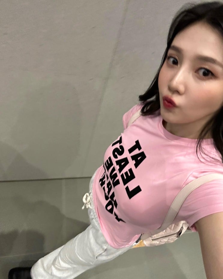 조이 PICK! 3만원대 유히 YOUHEE 핑크티 반팔 정보 조이 PICK! 3만원대 유히 YOUHEE 핑크티 반팔 정보