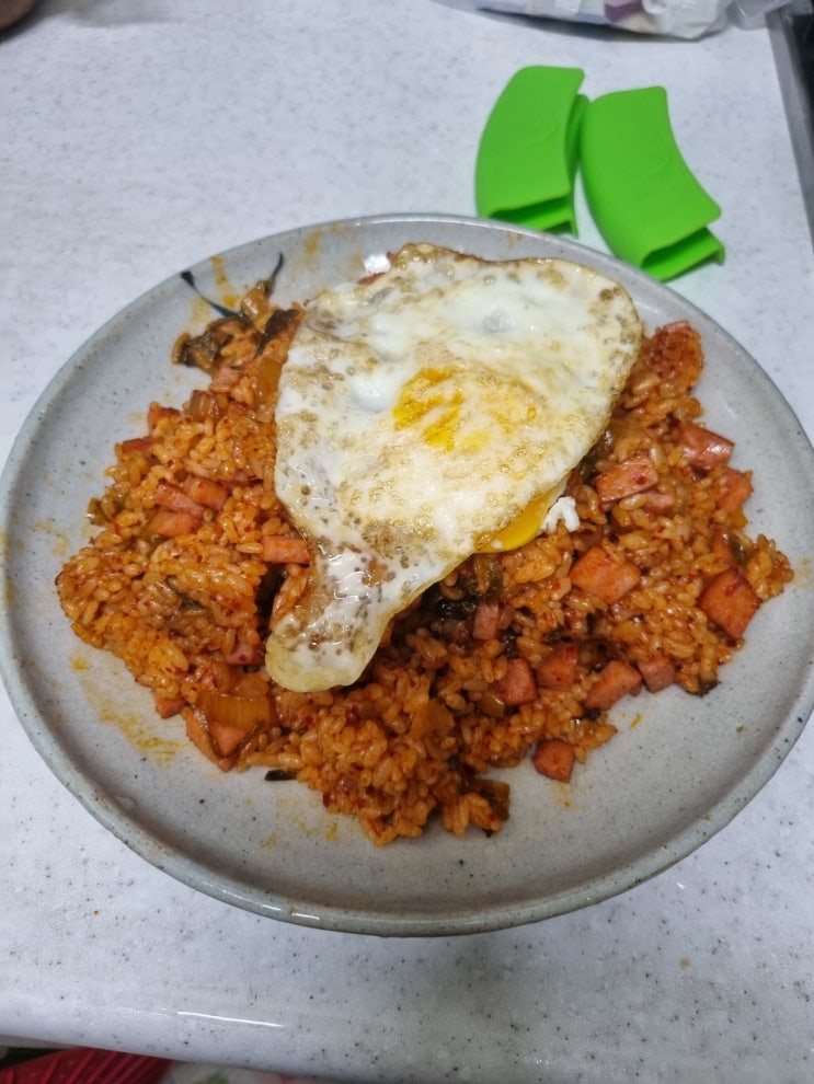   김치볶음밥 레시피
