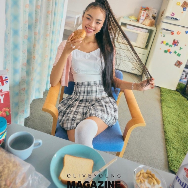 'MZ 모델' 박제니, 요즘 마음에 들면 전화번호 아닌 SNS 아이디 교환 'MZ 모델' 박제니, 요즘 마음에 들면 전화번호 아닌 SNS 아이디 교환