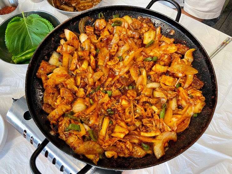 부산동래고기집 김재완원조돼지김치구이 동래고기맛집 부산동래고기집 김재완원조돼지김치구이 동래고기맛집