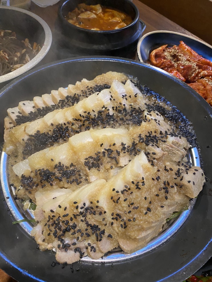  [사가정 맛집] 면목동족발 맛집 "더맛있는족발보쌈 사가정역점" 마늘보쌈맛집