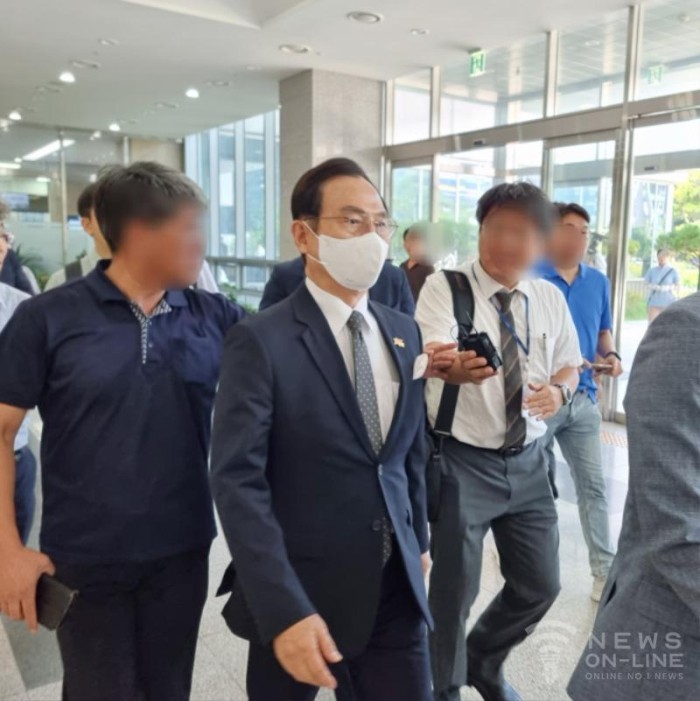 [속보] 법원, 박상돈 <b>천안시장</b> 공직<b>선거법</b> 위반 '무죄' 선고