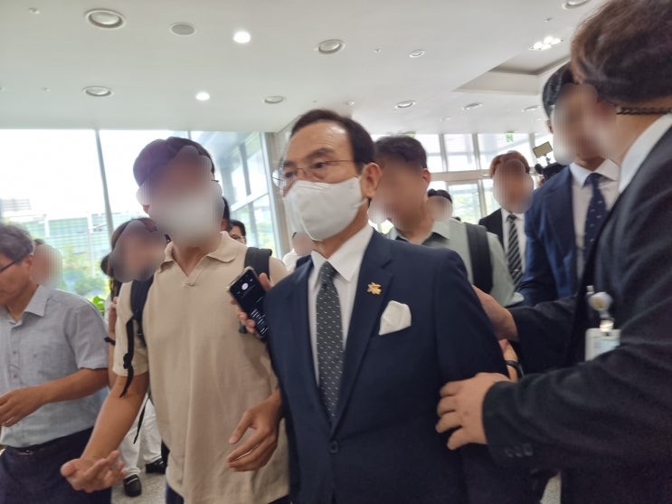 박상돈 <b>천안시장</b> 공직<b>선거법</b> 위반 "무죄"선고