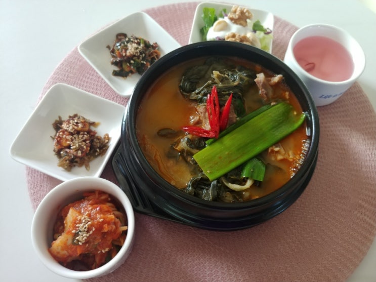  캠핑밀키트추천 곰탕우리다 등뼈해장국