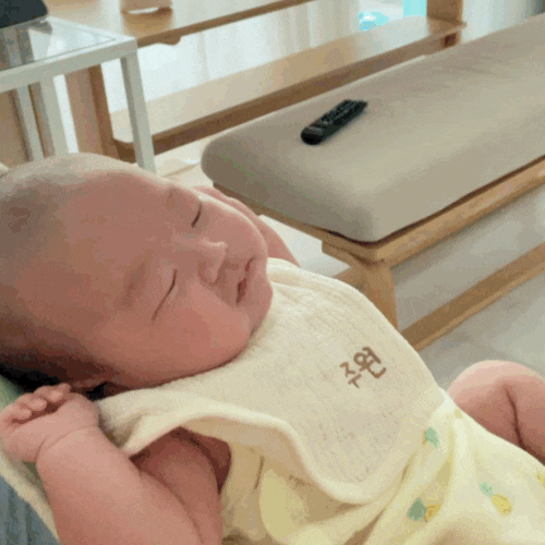  43일 조이 | 6시간 통잠, 단유마사지, 작업하기 좋은 카페 발견!