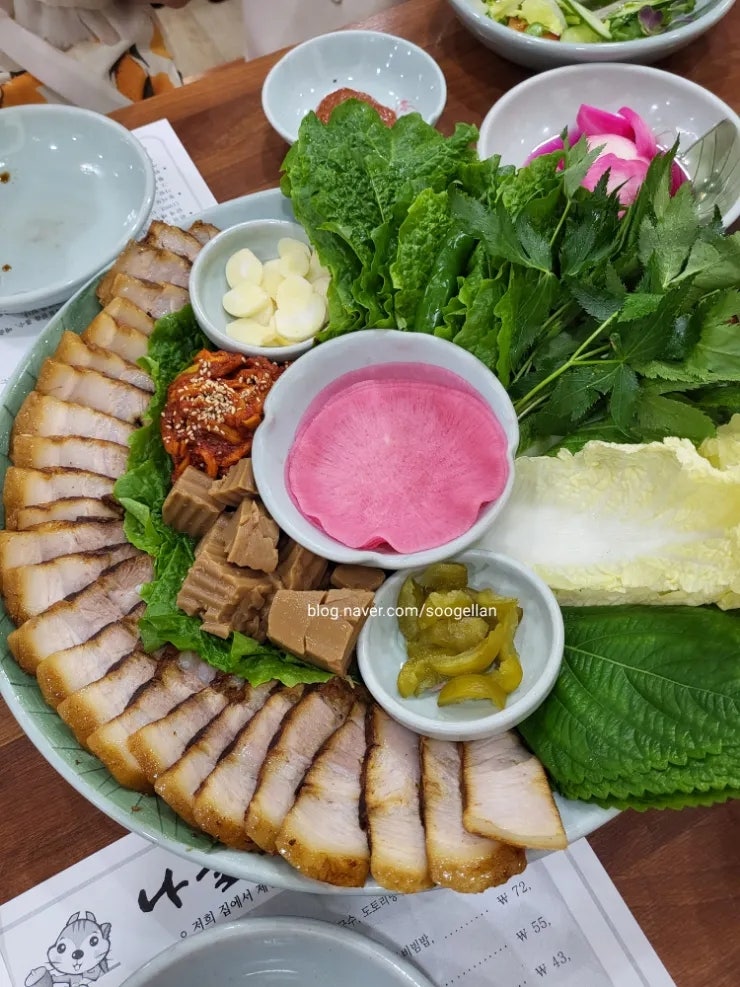 *순천* 순천만국가정원 국제정원박람회 부모님/어른들도 좋아하는 내돈내산 인생 맛집 [나눌터] 주말 웨이팅 꿀팁 및 메뉴 추천 (도토리묵보쌈/들깨수제비)