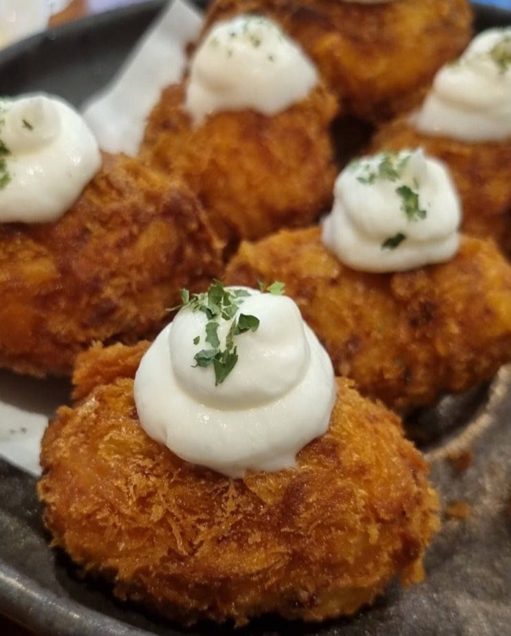  [홍대입구/연남짚] 볏짚으로 훈연한 타다끼 맛집 연남동 이자카야 후기
