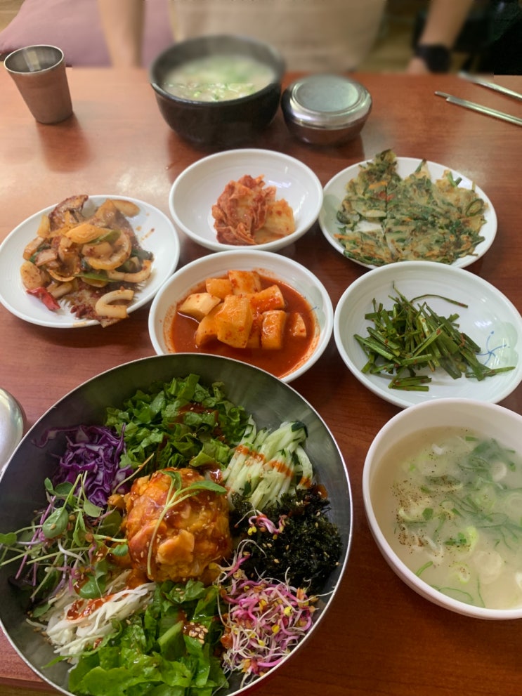 통영 백반기행 현지인 맛집 산양식당 (ft.설렁탕, 멍게비빔밥)