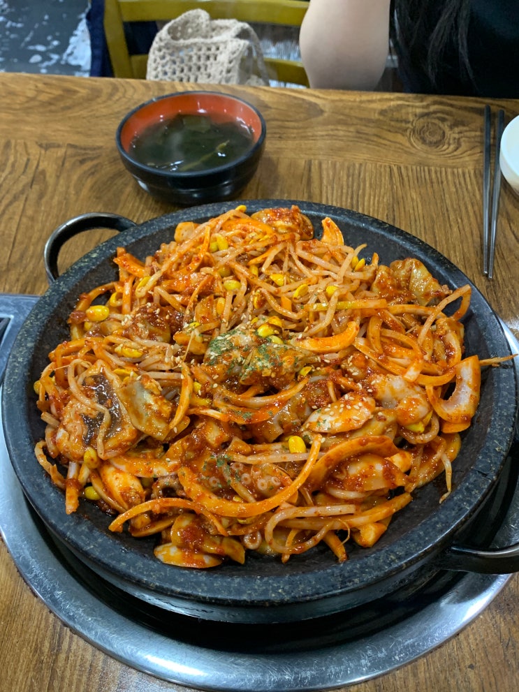  전주 동서네낙지 서신동 맛집 매콤한 낙지소곱창볶음은 반칙이야