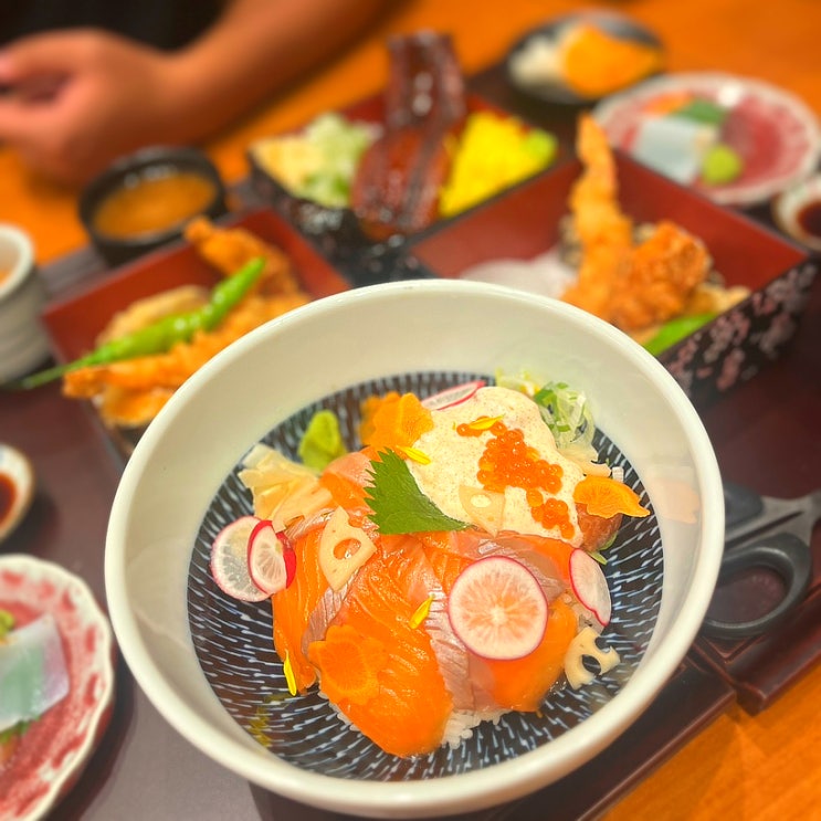  문정법조단지맛집 코메벤또 장어덮밥, 사케동 맛집이네요