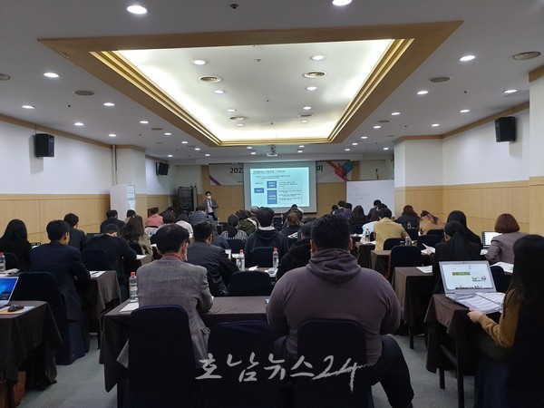  전남 무역아카데미에서 온라인 무역 역량 키우세요