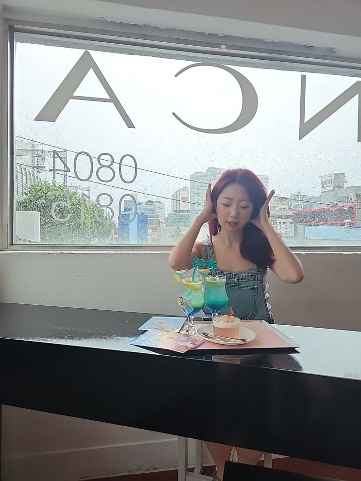  8월 성수동 팝업 핀카 X 코트사이드