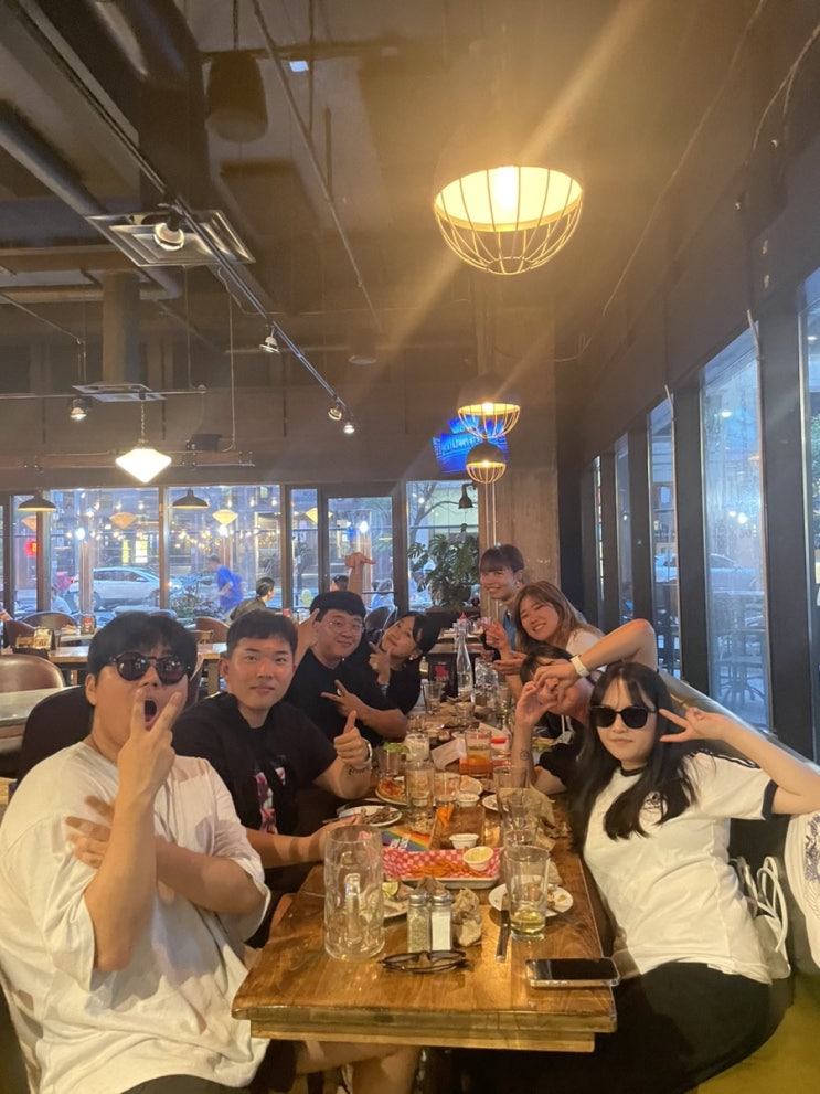  2023.EP.563. 캐나다 토론토 다운타운 생일파티 하기 좋은 맥주집 :Pogue Mahone Pub & Kitchen