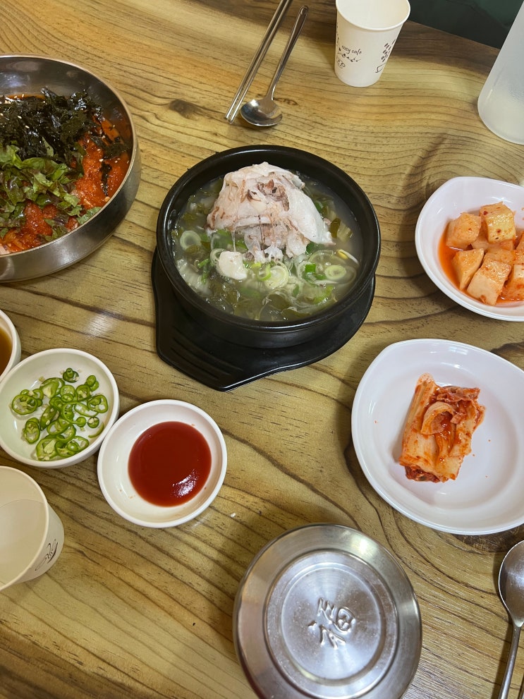  속초, 문어로 유명한 지역에서 문어국밥
