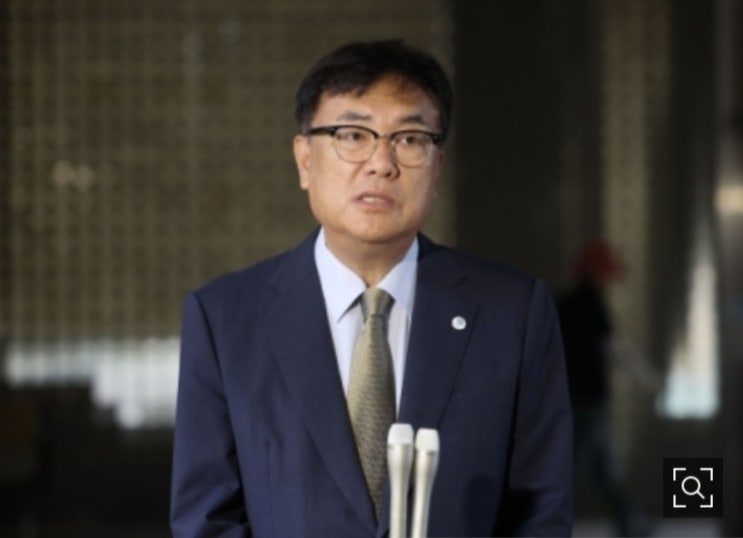 ‘노무현 <b>명예훼손</b>’ <b>정진석</b> 징역 6개월 실형
