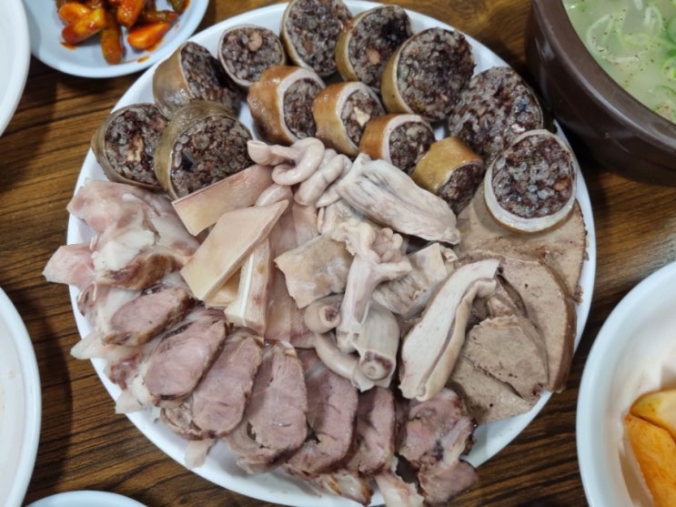  을지로 노포 맛집 최자로드 산수갑산 순대모듬