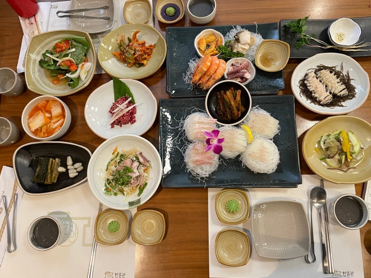  한정식 코스요리 맛집 여수 한일관, 싱싱한 해산물부터 솥밥까지