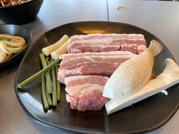  영일대해수욕장 만족스러웠던 고기 맛집 고기중심 포항영일대점심