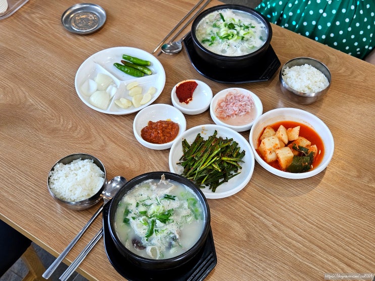  포항 양학동 맛집, 양학시장 돼지국밥 순대국밥 수육 맛집, 충청본가