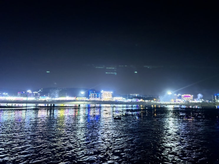 서울근교 바다 을왕리 해수욕장 밤에가도 사람 많다.