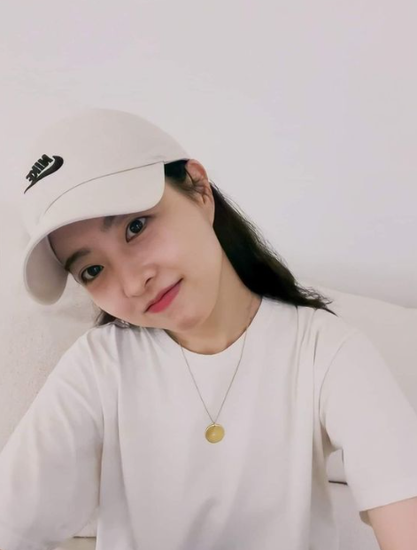  키작녀 코디 필수템! 굽 있는 여자 키높이 운동화로 컨버스 하이 척테일러 플랫폼 스니커즈 추천 W. 박보영