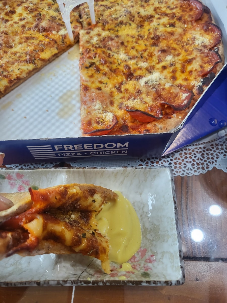 프리덤피자 공항점 사진 6