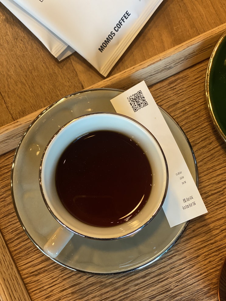  부산 모모스커피 온천장 본점