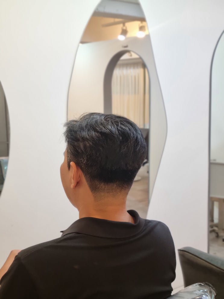  압구정 미용실 로얄옴므 신사 남자머리 다운펌