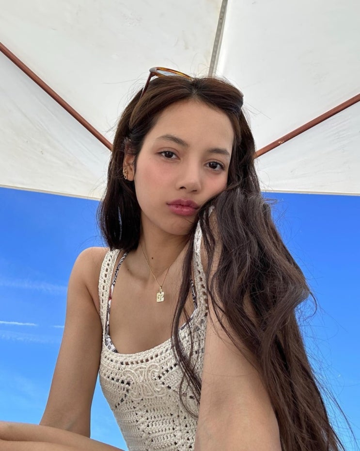 "LVMH家와 이탈리아 여행?"…블랙핑크 리사 열애설, 中서 재점화 "LVMH家와 이탈리아 여행?"…블랙핑크 리사 열애설, 中서 재점화