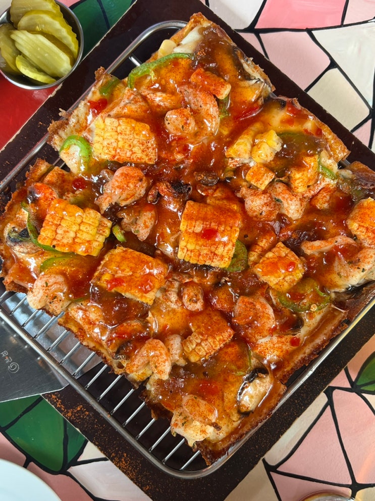  [ 피자덕후 피자힙 ] 송리단 - 디트로이트 피자 맛집, 줄서는 식당