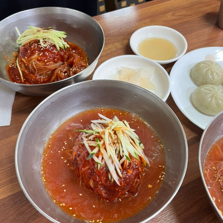  부산 범일역 밀면 맛집 '전통본가밀면' 기대이상이였던 현지식당