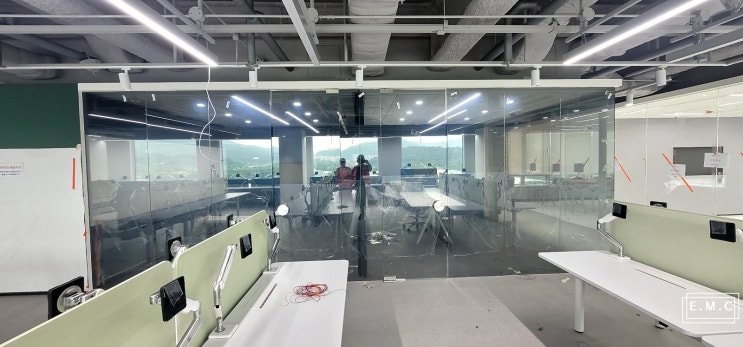  현대자동차 본사 회의실 PDLC 스마트 필름 4차 시공