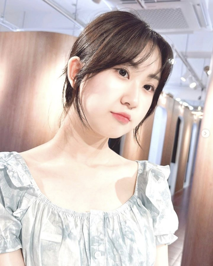 "트롯계의 미래" 전유진, 팬사랑 듬뿍 받은 8월에도 대세 기운...'트롯픽' 위클리 여자 1위 "트롯계의 미래" 전유진, 팬사랑 듬뿍 받은 8월에도 대세 기운...'트롯픽' 위클리 여자 1위