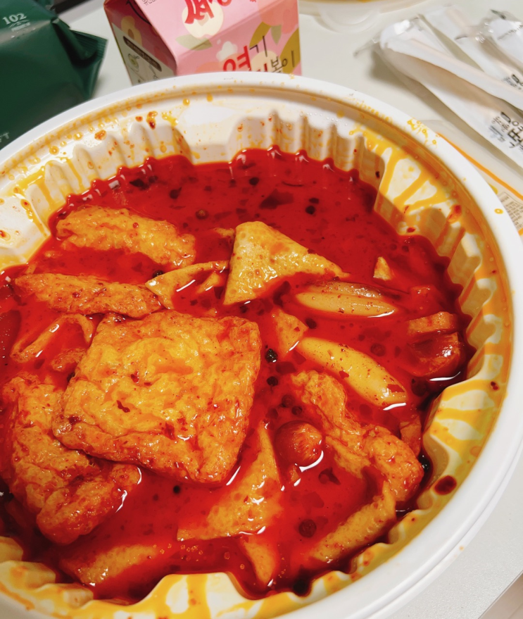  엽떡 마라 떡볶이 드뎌 경험했다규~