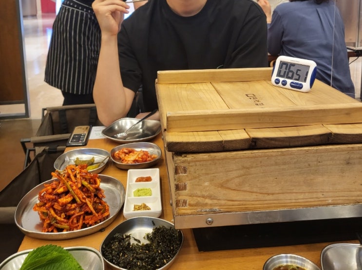  잠실 롯데월드몰 맛집 편백집 소고기 편백찜 오징어초무침
