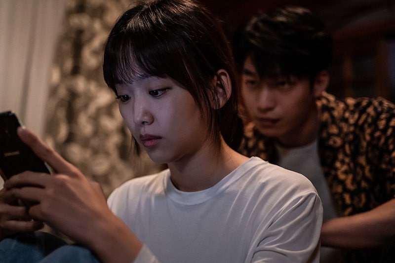 영화 미드나이트 (진기주, 위하준, 박훈) 등장인물 및 줄거리 리뷰 정보