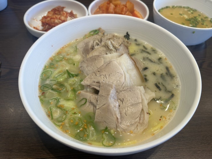  제주도에 왔으면 ‘고기 국수’를 먹어줘야지!!!(자매국수 본점)